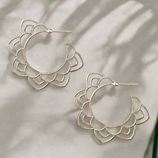 Lace Flower Earrings | 2 Colors